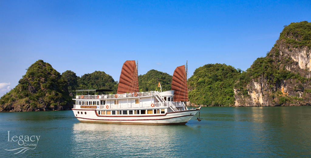 Du thuyền Legacy Legend Cruise