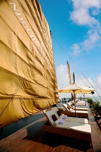 Du thuyền Hạ Long Indochina Sails