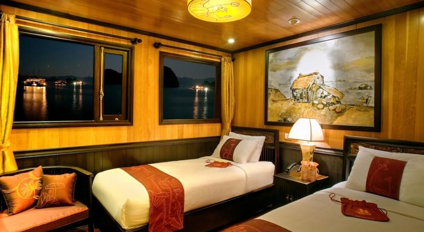Du thuyền Hạ Long Indochina Sails