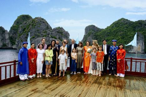 Du thuyền Hạ Long Indochina Sails