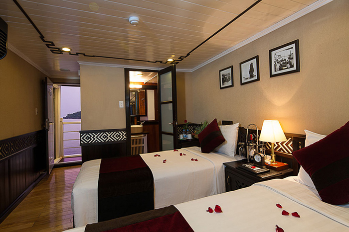 Du Thuyền Hạ Long Carina Cruise