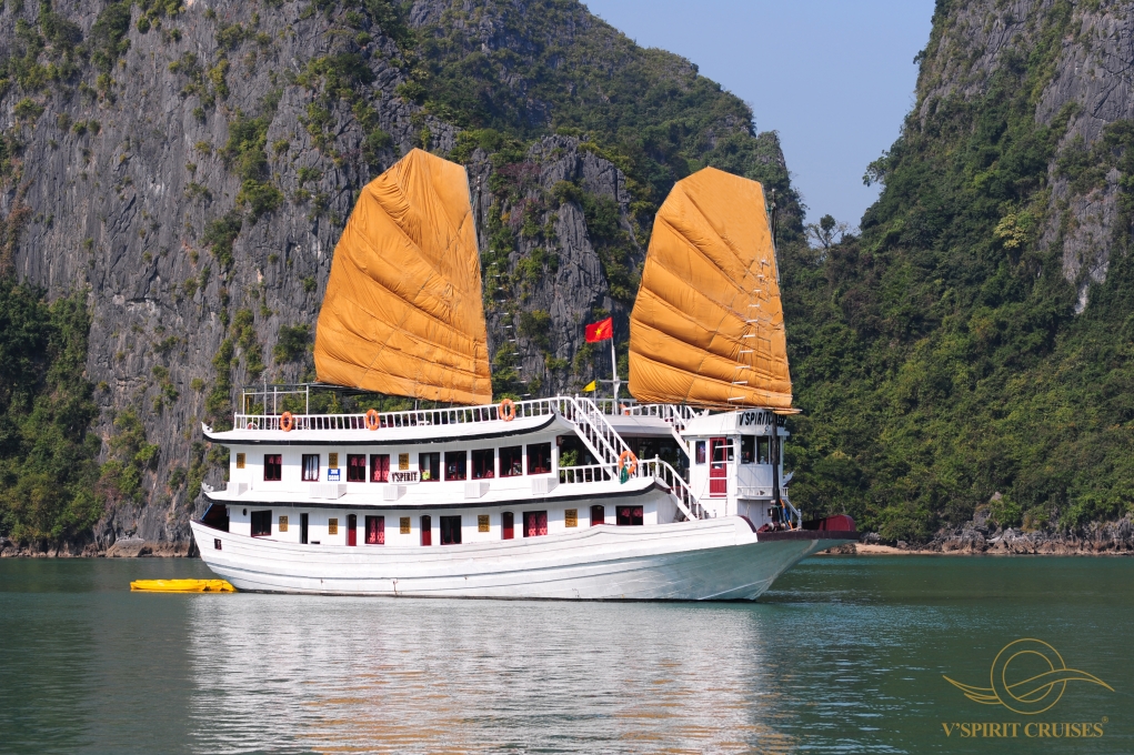 Du thuyền Hạ Long Vspirit Cruises Du thuyền Hạ Long Vspirit Cruises