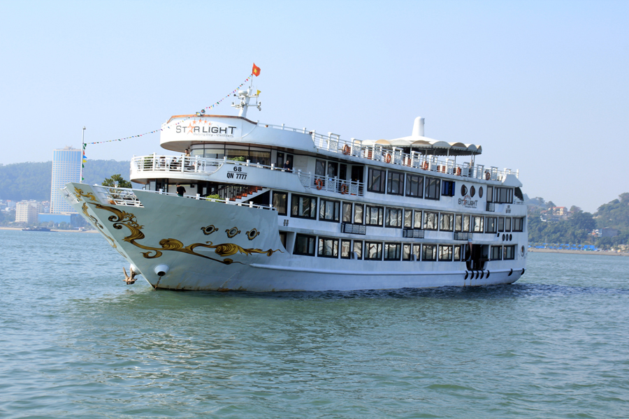 Halong Starlight Cruise